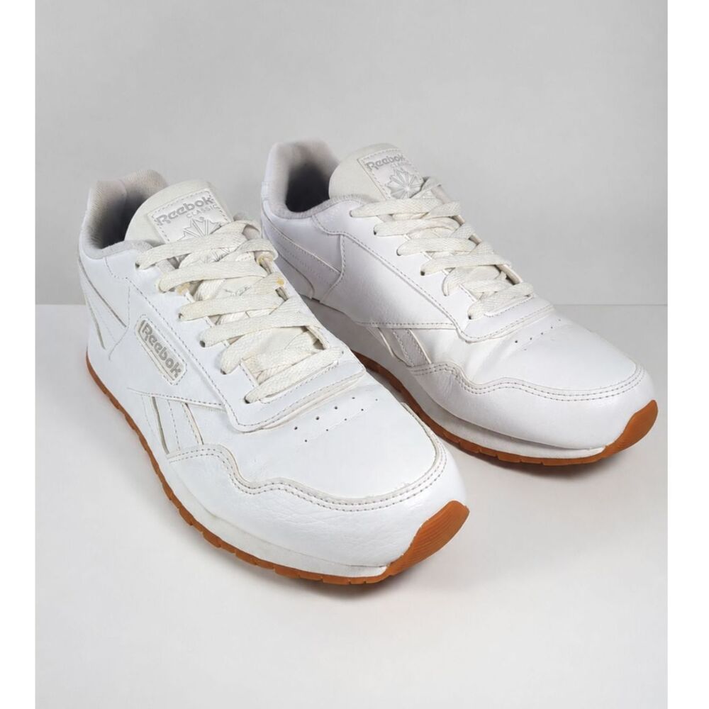 Reebok Classic Leather Women's Size 10 White Gum Sole Casual Sneakers